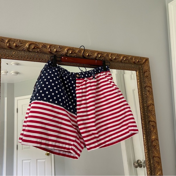 Chubbies American Flag red white and blue patriotic Shorts - Picture 1 of 4
